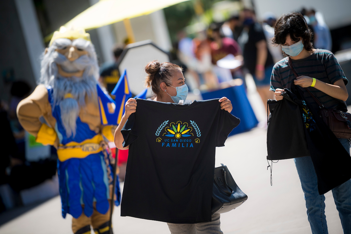 Student with t-shirt